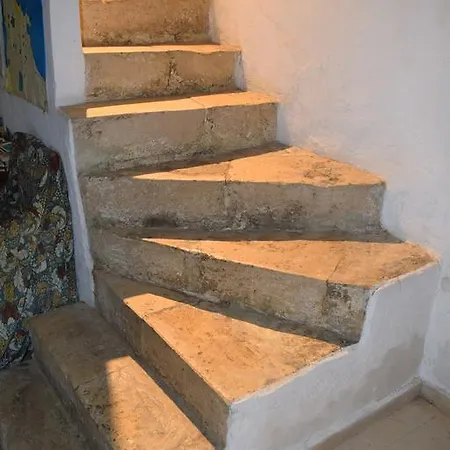 Isidora Rethymno